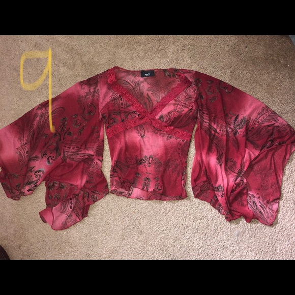 Tops - Picture 7 of 8